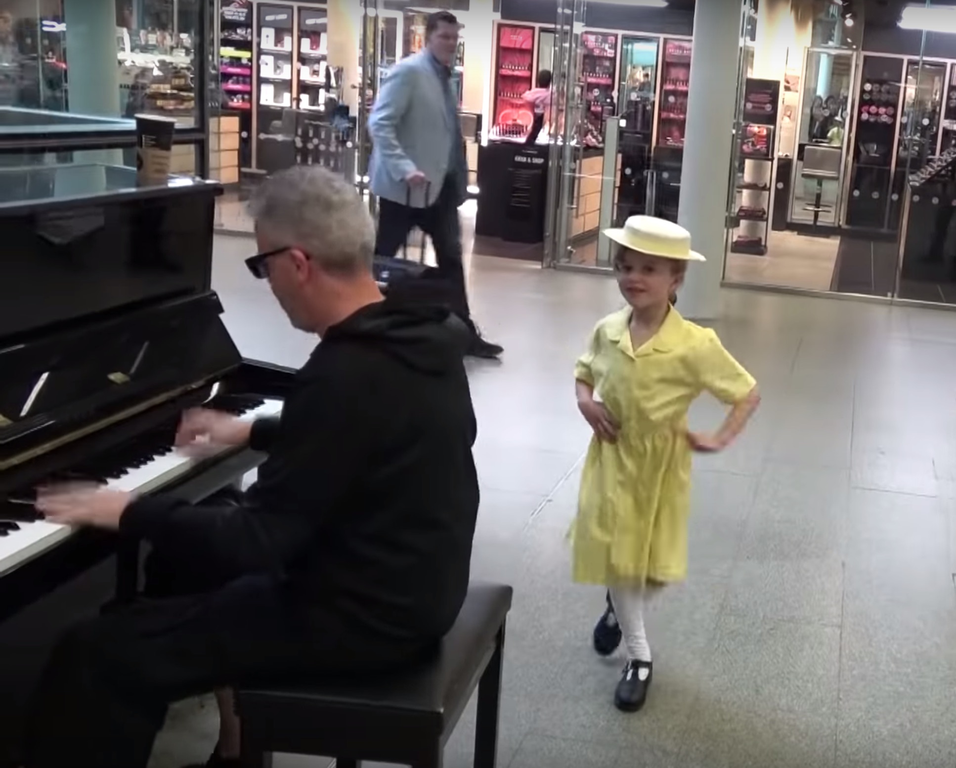 Brendan Kavanagh Chinese Piano 96 - e4pzvlr
