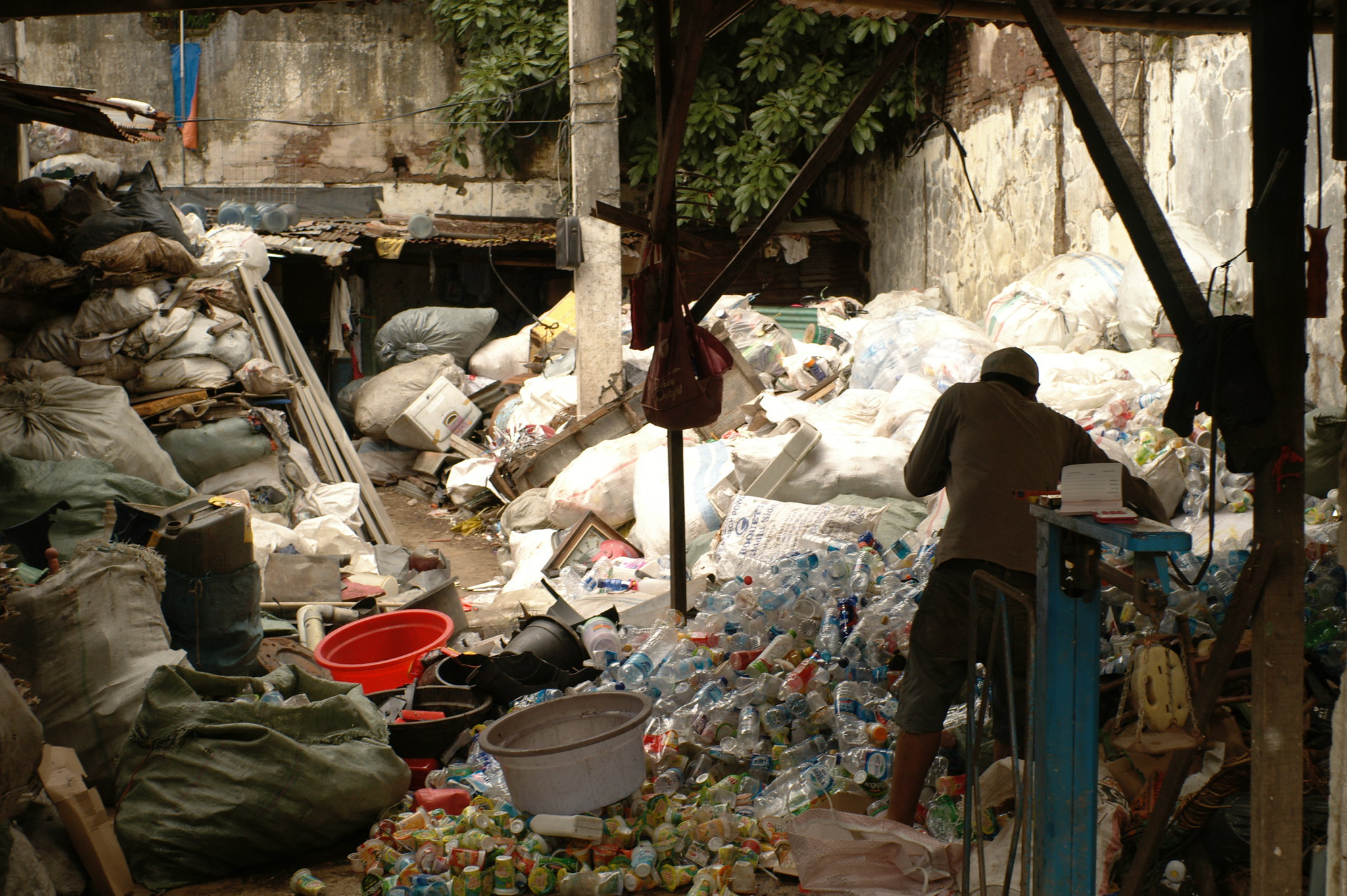 Largest trash collectors in the US have stopped shipping to poor countries
