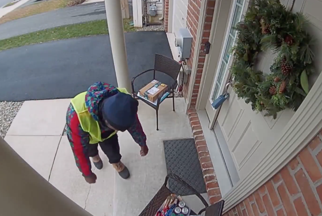 Homeowner leaves snacks for Amazon delivery guy his ‘happy dance