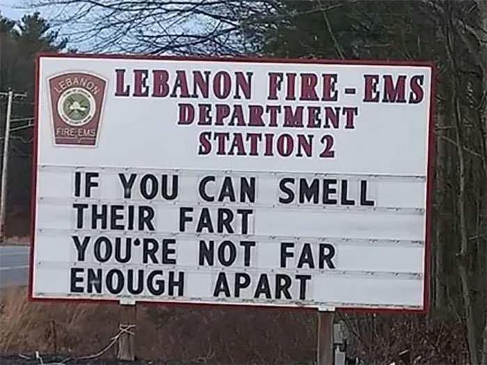 75 Hilarious signs from people in quarantine that show how it’s going
