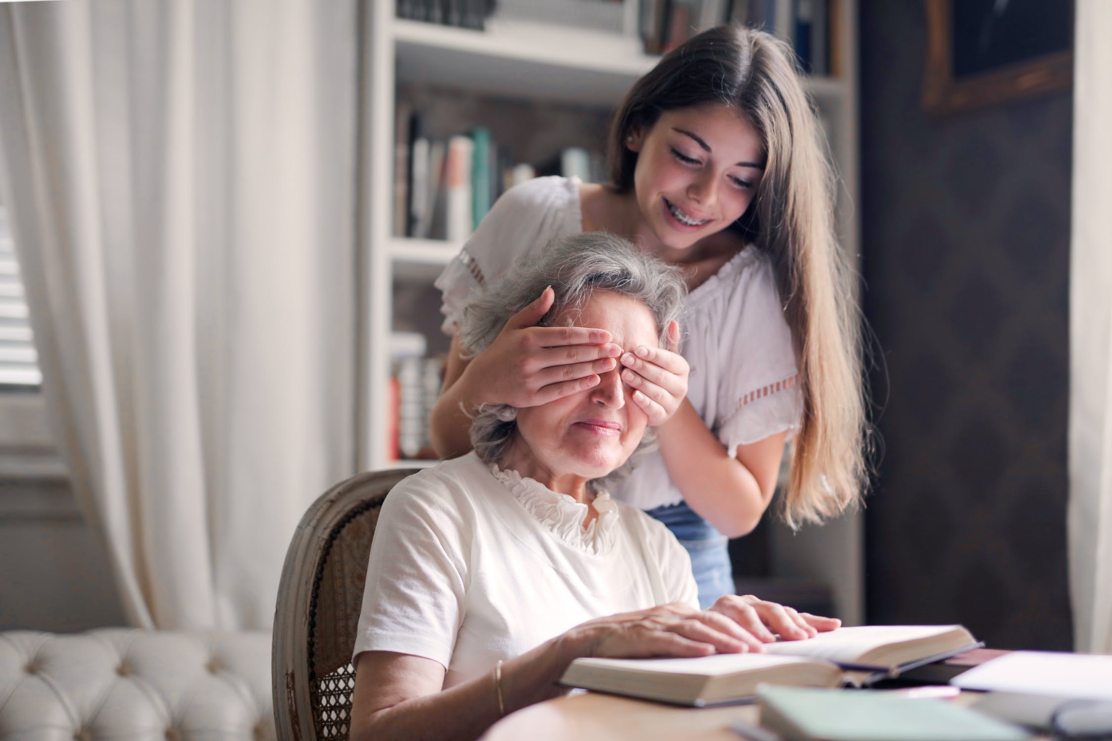 Mother with Alzheimer’s remembers daughter for the first time