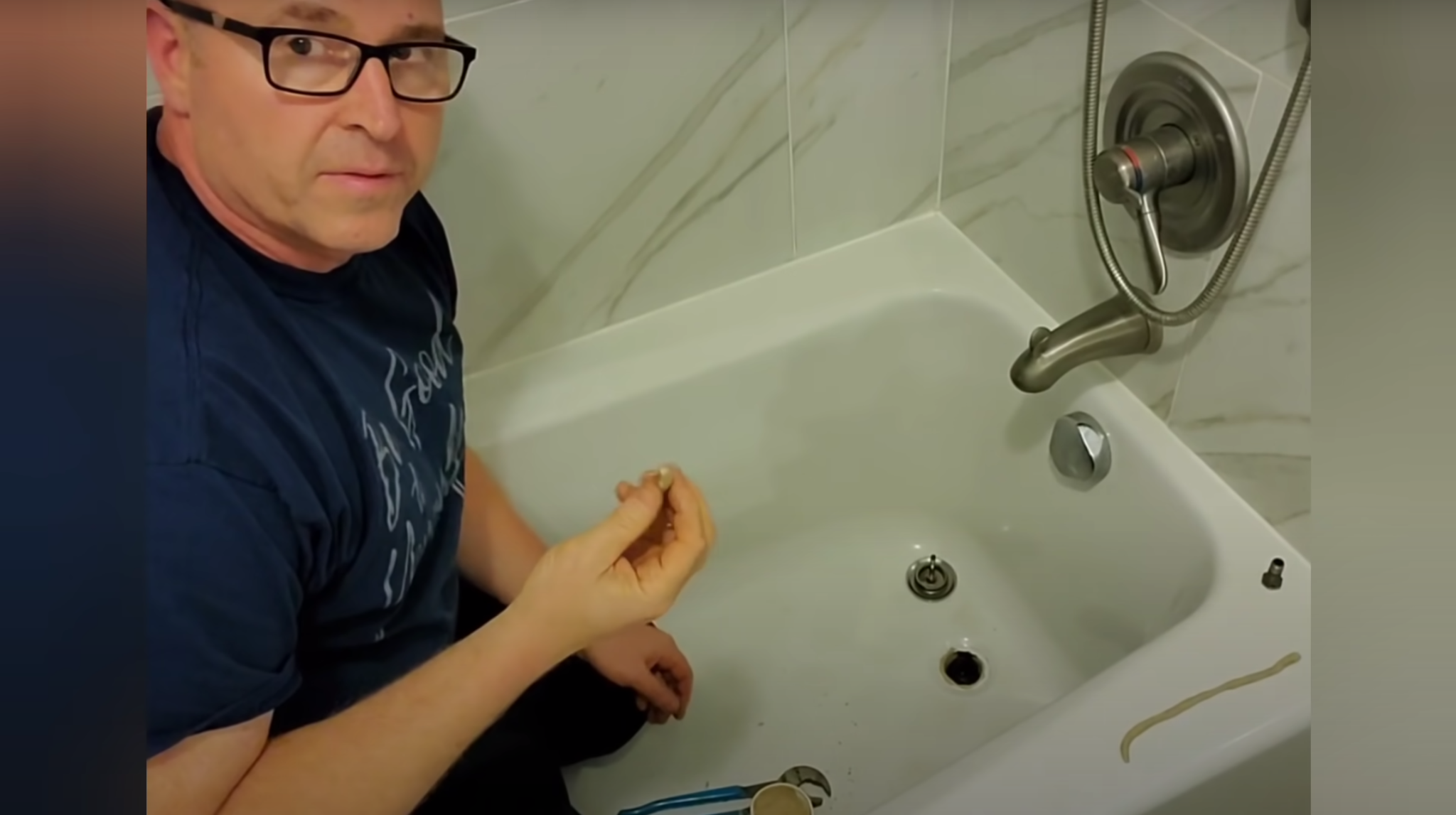Man who grew up without his dad teaches others things you would
