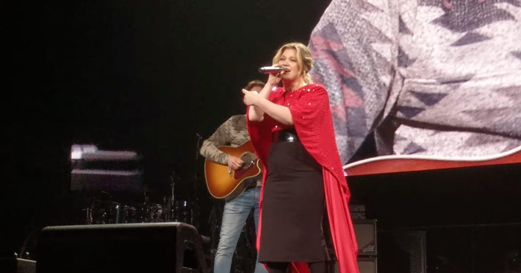 Kelly Clarkson Verschiebt Konzerte – Tränenreich! Ihr Ex Mann Ist Tot. - d6bbcx1
