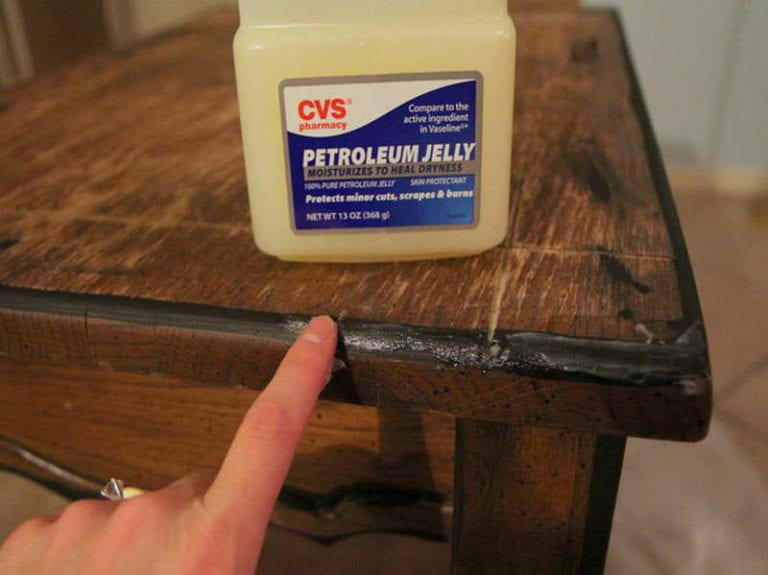 15 DIY techniques for removing scratches from wood furniture