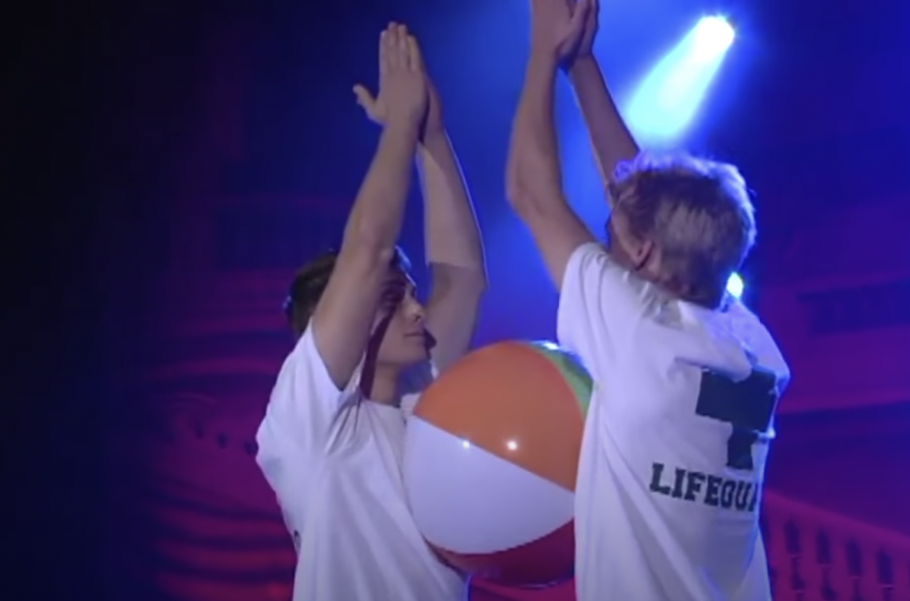 Teen beach ball ballet leaves crowd howling