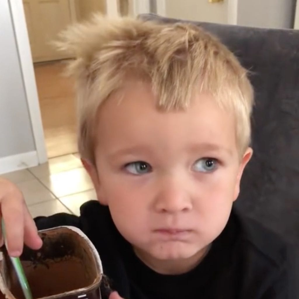 Little girl’s curiosity leads to her first taste of wasabi