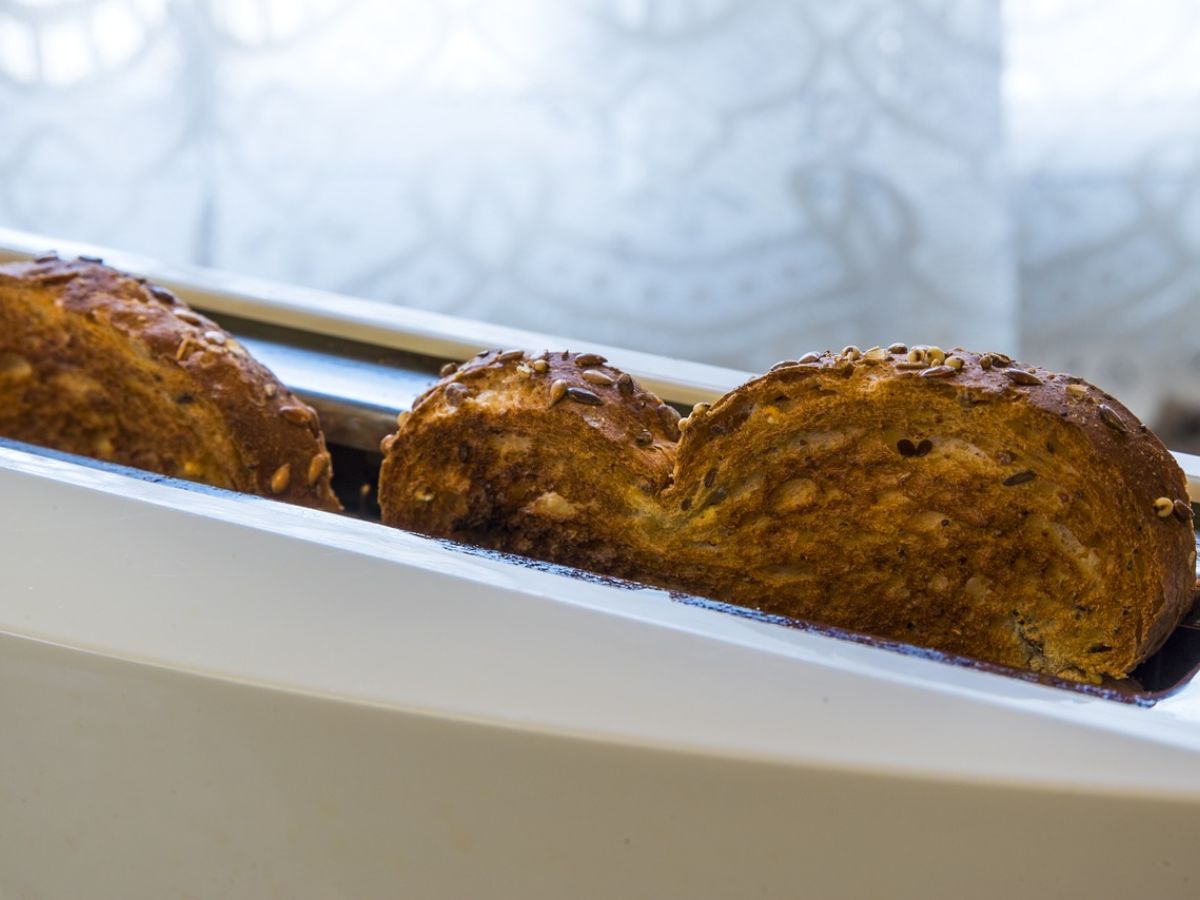 Cleaning expert shares ‘hidden compartment’ in toaster that most people