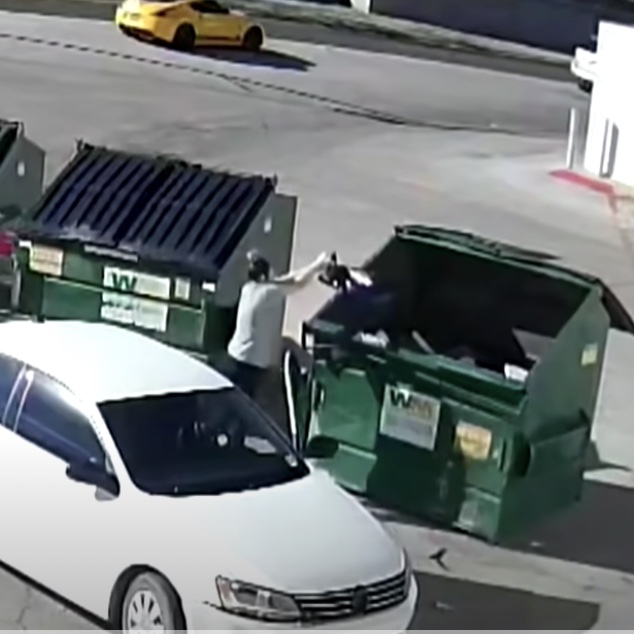Dumpster Divers Rescue Baby Abandoned In the Trash