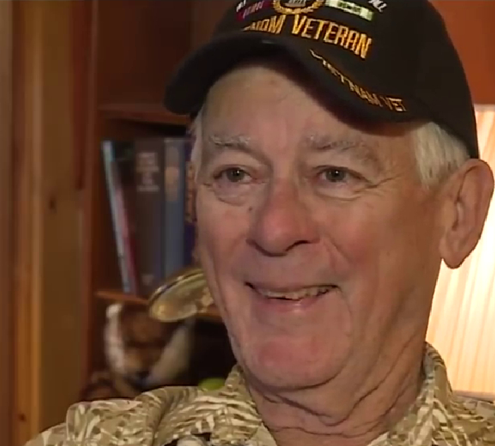 Veteran meets daughter for 1st time after 50 years of being unaware he