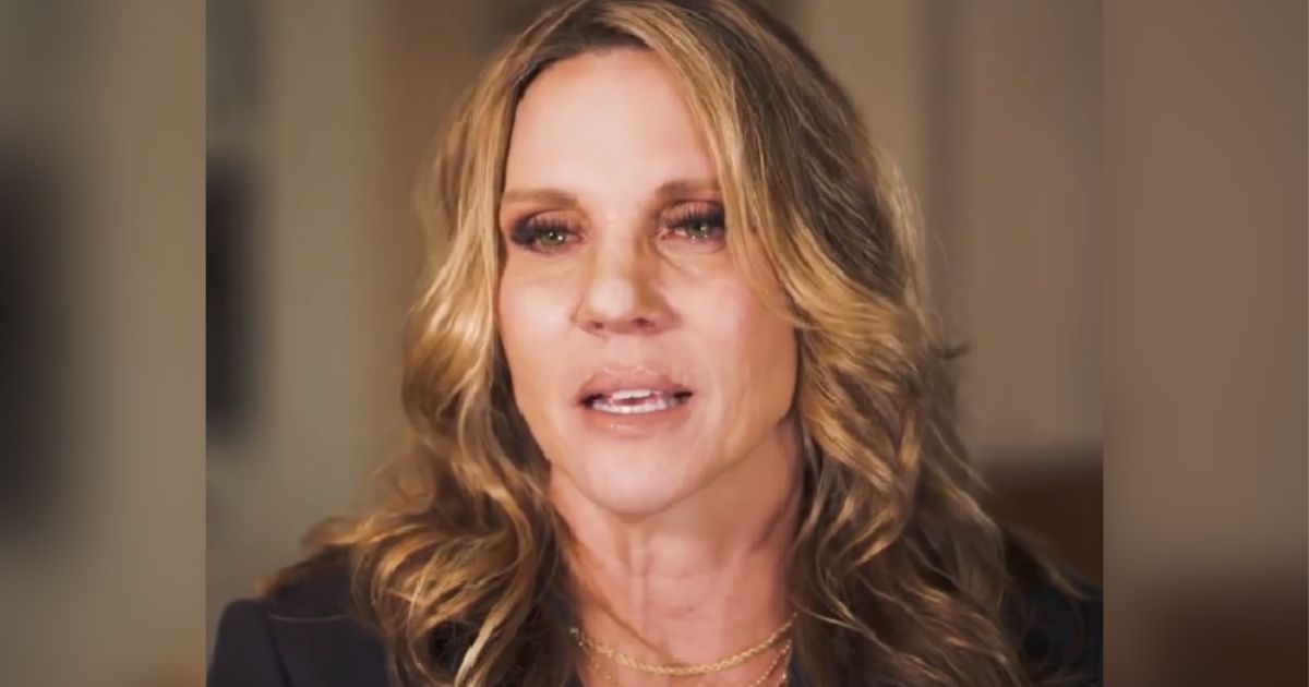 Woman passes away for 27 minutes then comes back and tells her family ...