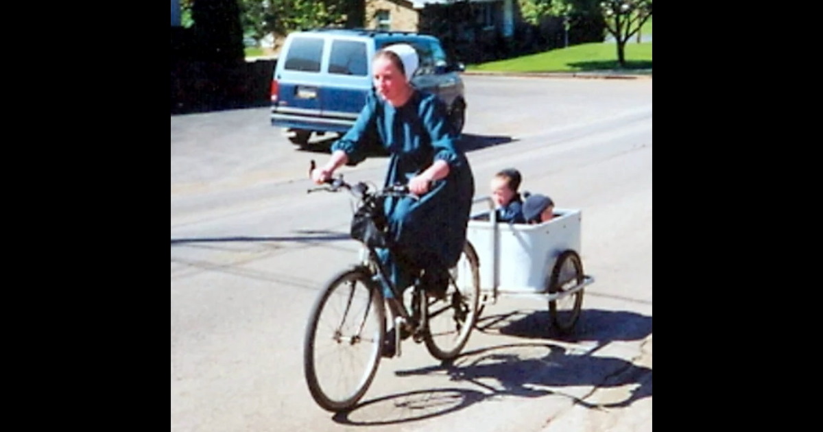 20 Rules Every Amish Woman Must Adhere To