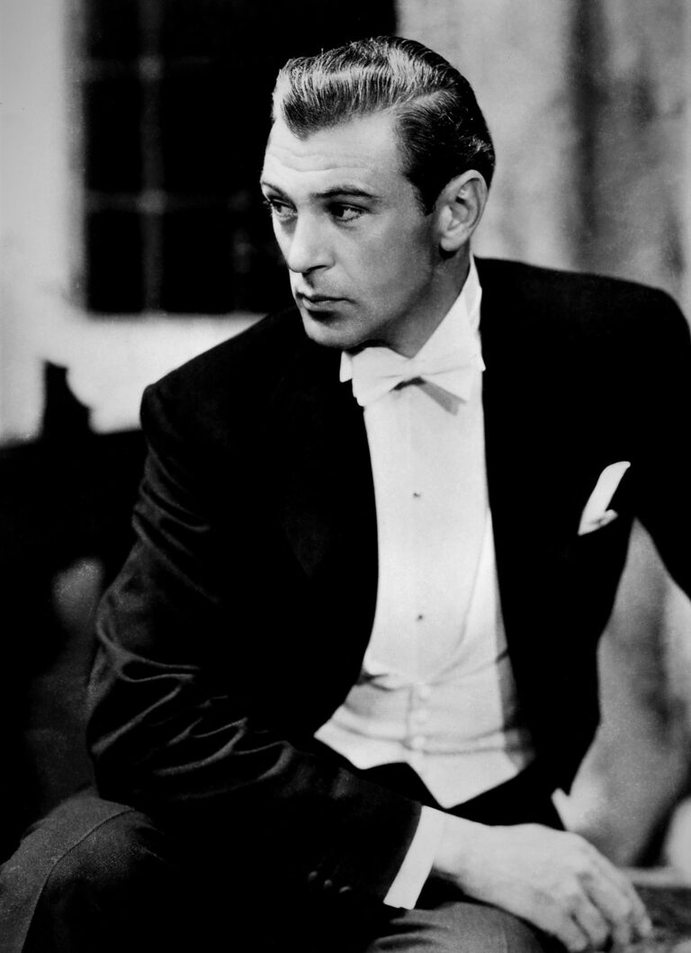 The Top 40 Most Irresistibly Handsome “Old” Hollywood Actors