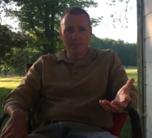 Southern guy shares a simple penny trick to keep flies away year round